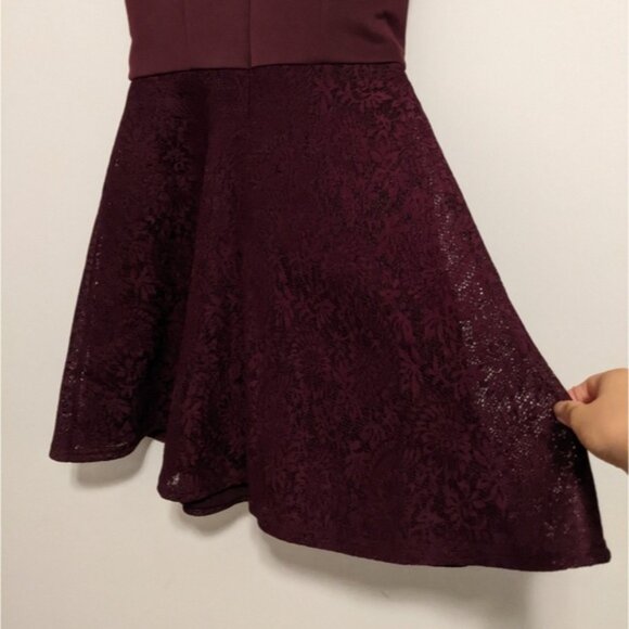 Francesca's maroon sleeveless lace short dress size small - Picture 8 of 8